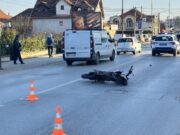Motociklista poginuo u saobraćajnoj nesreći kod Vranja, povređen suvozač