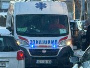 Devojčica (13) teško povređena u saobraćajnoj nesreći ispred tržnog centra u Beogradu