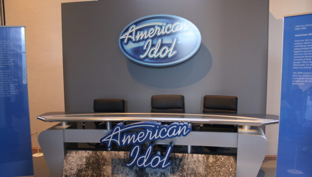 American Idol Original Table for 3 Judges (10437446896)
