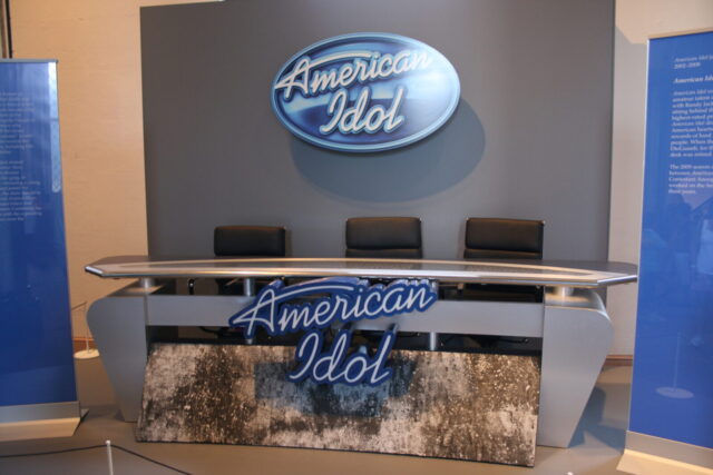 American Idol Original Table for 3 Judges (10437446896)