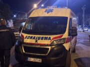 Saobraćajna nezgoda na obilaznici kod Surčina, povređen muškarac prevezen u bolnicu