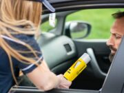 Vozač autobusa u Francuskoj osuđen na osam godina zatvora zbog traženja fotografija maloletnika