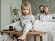 Otac iz Nju Hempšira osumnjičen za nasilje nad bebom, dete zadobilo više od 30 preloma