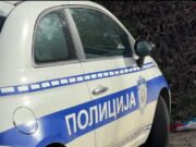 Policija u Obrenovcu privela mladića zbog sumnje na posedovanje droge