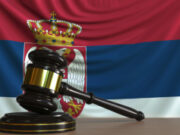 Majka ubijenog dečaka svedočila na suđenju roditeljima optuženog u Nišu