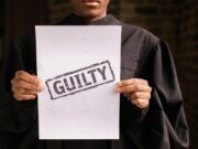 Žena osuđena za trovanje supruga u Juti, napisala knjigu o tugovanju