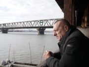 Muškarac skočio sa Pančevačkog mosta u Dunav, spasen brzom reakcijom alasa