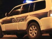 Muškarac i dva maloletnika povređeni u sukobu u Rumenki, policija na terenu