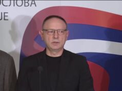 Pad sa petog sprata Filozofskog fakulteta u Beogradu, preminula devojka (25)