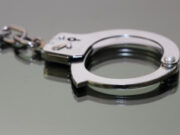 Četvoro uhapšeno zbog napada na SNS aktivistu u Ratarima, policija zaplenila palicu i municiju