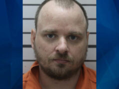 Slučaj Dustin Walkera: priznanje očuha za silovanje i zanemarivanje devojčice u Oklahomi 2025. godine