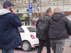 Policija uhapsila muškarca ispred rektorata zbog poziva na nasilje