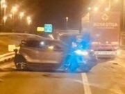 Sudar dva automobila na putu između Belih voda i Železnika, saobraćaj obustavljen