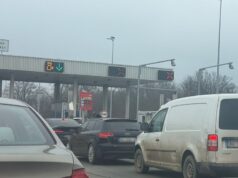 Automobil izgoreo na naplatnoj rampi kod Stare Pazove, povređenih nema