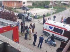 Žena pala sa četvrtog sprata u Novom Pazaru, u kritičnom stanju