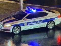 Obijeno pet automobila tokom noći u naselju Erdoglija u Kragujevcu