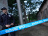 Muškarac povređen u padu sa drugog sprata u Zemunu