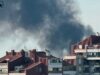 Požar u nehigijenskom naselju na Čukaričkoj padini, vatrogasci na terenu