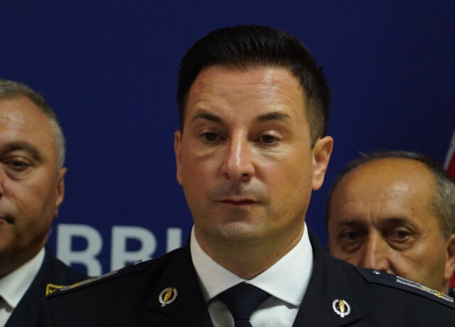 Address to the media representatives of the Vice President of the Government of the Republic of Serbia and the Minister of Internal Affairs Ivica Dacic and the Minister of Internal Affairs of the Republic of Srpska Sinise Karana. Obracanje predstavnicima medija potpredsednika Vlade Republike Srbije i ministar unutrasnjih poslova Ivice Dacic i ministar unutrasnjih poslova Republike Srpske Sinise Karana. Address to the media representatives of the Vice President of the Government of the Republic of Serbia and the Minister of Internal Affairs Ivica Dacic and the Minister of Internal Affairs of the Republic of Srpska Sinise Karana. Obracanje predstavnicima medija potpredsednika Vlade Republike Srbije i ministar unutrasnjih poslova Ivice Dacic i ministar unutrasnjih poslova Republike Srpske Sinise Karana.