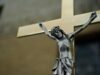 Srebrni krst ukraden iz crkve Saint-Germain-des-Prés u Parizu, istraga u toku