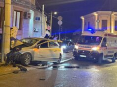 Sudar dva automobila kod Ribarića, saobraćaj obustavljen na putu