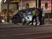 Automobil sleteo na tramvajsko stajalište u Bulevaru kralja Aleksandra, pričinjena velika materijalna šteta