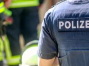 Naoružani muškarac zabarikadiran sa dvoje dece u Dortmundu, ranjen policajac