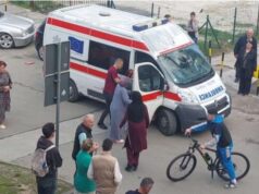 Vozač kvada udario devojku na trotoaru u Sjenici, teško povređena prevezena u bolnicu