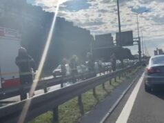 Požar na auto-putu kod Niša izazvao obustavu saobraćaja i velike gužve