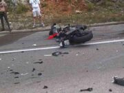 Motocikl udario u automobil u Novom Pazaru, povređena dva maloletnika