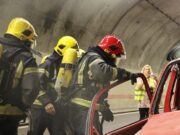 Požar u autobusu na mostu kod Beške izazvao otežan saobraćaj, nema povređenih Požar u autobusu na mostu kod Beške izazvao otežan saobraćaj, nema povređenih