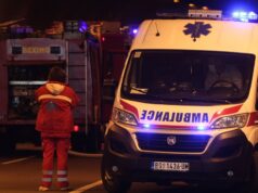 VATROGASCI ZATEKLI UŽAS! Požar u stanu na Zvezdari, dve osobe preminule na licu mesta Požar u stanu na Zvezdari, dve osobe preminule na licu mesta