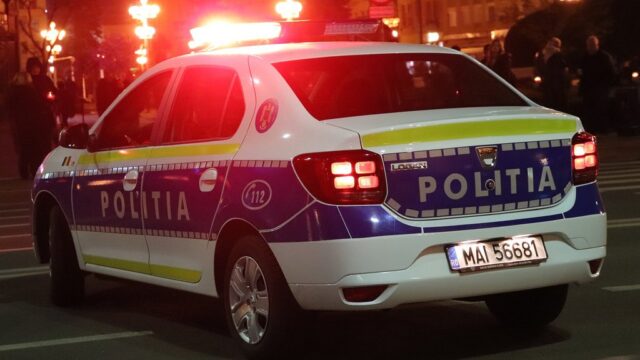 automobil-udario Automobil udario ženu na klupi u Rumuniji, poginula Tatjana (44)