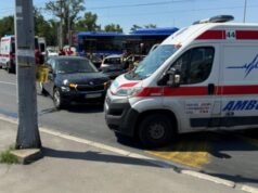 Saobraćajna nesreća kod Sente, poginuo muškarac iz Čoke, povređeno sedmoro Saobraćajna nesreća kod Sente, poginuo muškarac iz Čoke, povređeno sedmoro