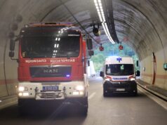 Kamion izgubio kontrolu u tunelu Lipak kod Beograda, vozač izašao nepovređen Kamion izgubio kontrolu u tunelu Lipak kod Beograda, vozač izašao nepovređen – incident u tunelu Lipak