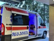 Saobraćajna nesreća kod Leskovca, vozač saniteta teško povređen tokom transporta deteta Saobraćajna nesreća kod Leskovca, vozač saniteta teško povređen tokom transporta deteta