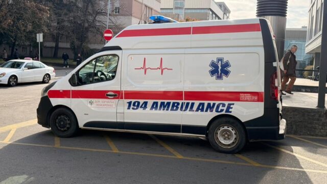incident-na-bazenu Incident na bazenu u Resniku, žena (54) bez svesti nakon skoka u vodu