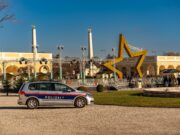Dve osobe pronađene mrtve na parkingu festivala u Orneu Dve osobe pronađene mrtve na parkingu festivala u Orneu