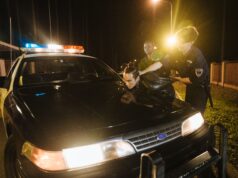 Osumnjičeni za seksualno zlostavljanje dece uhapšen u Njujorku, podignuto 30 optužnica Osumnjičeni za seksualno zlostavljanje dece uhapšen u Njujorku, podignuto 30 optužnica – napad u Njujorku