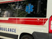 Pešak povređen u saobraćajnoj nesreći u Jajincima, prevezen u bolnicu Pešak povređen u saobraćajnoj nesreći u Jajincima, prevezen u bolnicu – napad na pešaka u Jajincima