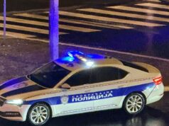 Policija zaplenila 20 tona sojine sačme kod Klenja, vozač uhapšen zbog sumnje na nedozvoljenu trgovinu Policija zaplenila 20 tona sojine sačme kod Klenja, vozač uhapšen zbog sumnje na nedozvoljenu trgovinu – zaplene 20 tona sojine sačme