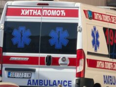 Kamion udario radnike kod Šapca, saobraćaj obustavljen nakon nesreće Kamion udario radnike kod Šapca, saobraćaj obustavljen nakon nesreće