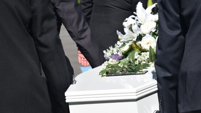 Sahrana ruske državljanke u Beogradu, porodica i prijatelji se oprostili – ubistvo u Beogradu
