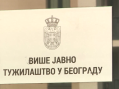 Pritvor predložen za muškarca zbog svirepog ubistva majke na Novom Beogradu Pritvor predložen za muškarca zbog svirepog ubistva majke na Novom Beogradu – napad na Novom Beogradu