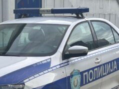 TUKAO JE DOK JE DOZIVALA POMOĆ: Detalji brutalnog ZLOČINA na Novom Beogradu, sin osumnjičen za UBISTVO majke Teško ubistvo na Novom Beogradu, sin osumnjičen za smrt majke