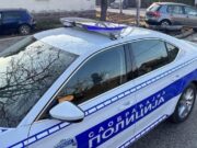 PRESREO GA NASRED ULICE U ZEMUNU, PA KRENUO DA GA UDARA U GLAVU: Muškarac pao na zemlju, tužilaštvo traži zatvor Napad na muškarca u Zemunu, tužilaštvo traži dve godine zatvora
