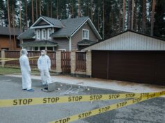 Lekarka iz Ohaja ubijena, ćerka i dvojica mladića osumnjičeni za ubistvo Lekarka iz Ohaja ubijena, ćerka i dvojica mladića osumnjičeni za ubistvo – ubistvo u Ohaju