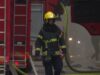 Požar u magacinu kurirske službe u Novom Sadu, gust dim iznad grada Požar u magacinu kurirske službe u Novom Sadu, gust dim iznad grada – požar u Novom Sadu