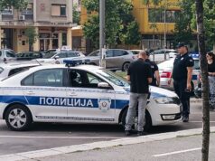 Policija zaplenila više od 10 kilograma marihuane kod Novog Pazara, uhapšen muškarac iz Ćuprije Policija zaplenila više od 10 kilograma marihuane kod Novog Pazara, uhapšen muškarac iz Ćuprije – zaplena marihuane kod Novog Pazara