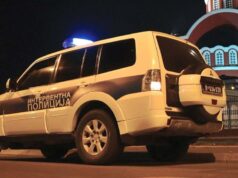 Ubistvo u Surčinu: Novica Elek nastradao ispred automobila, policija traga za napadačem Ubistvo u Surčinu: Novica Elek nastradao ispred automobila, policija traga za napadačem